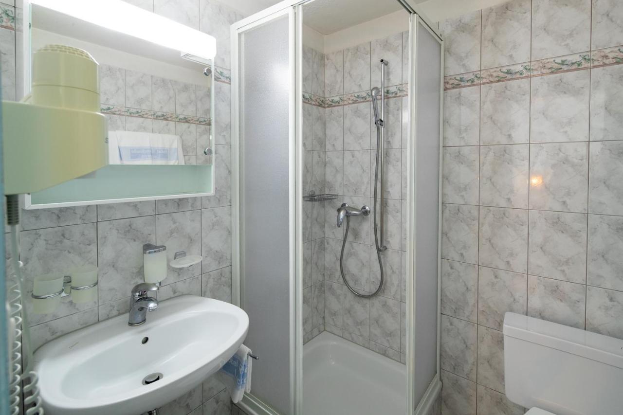 Hotel Rondinella 로카르노 외부 사진