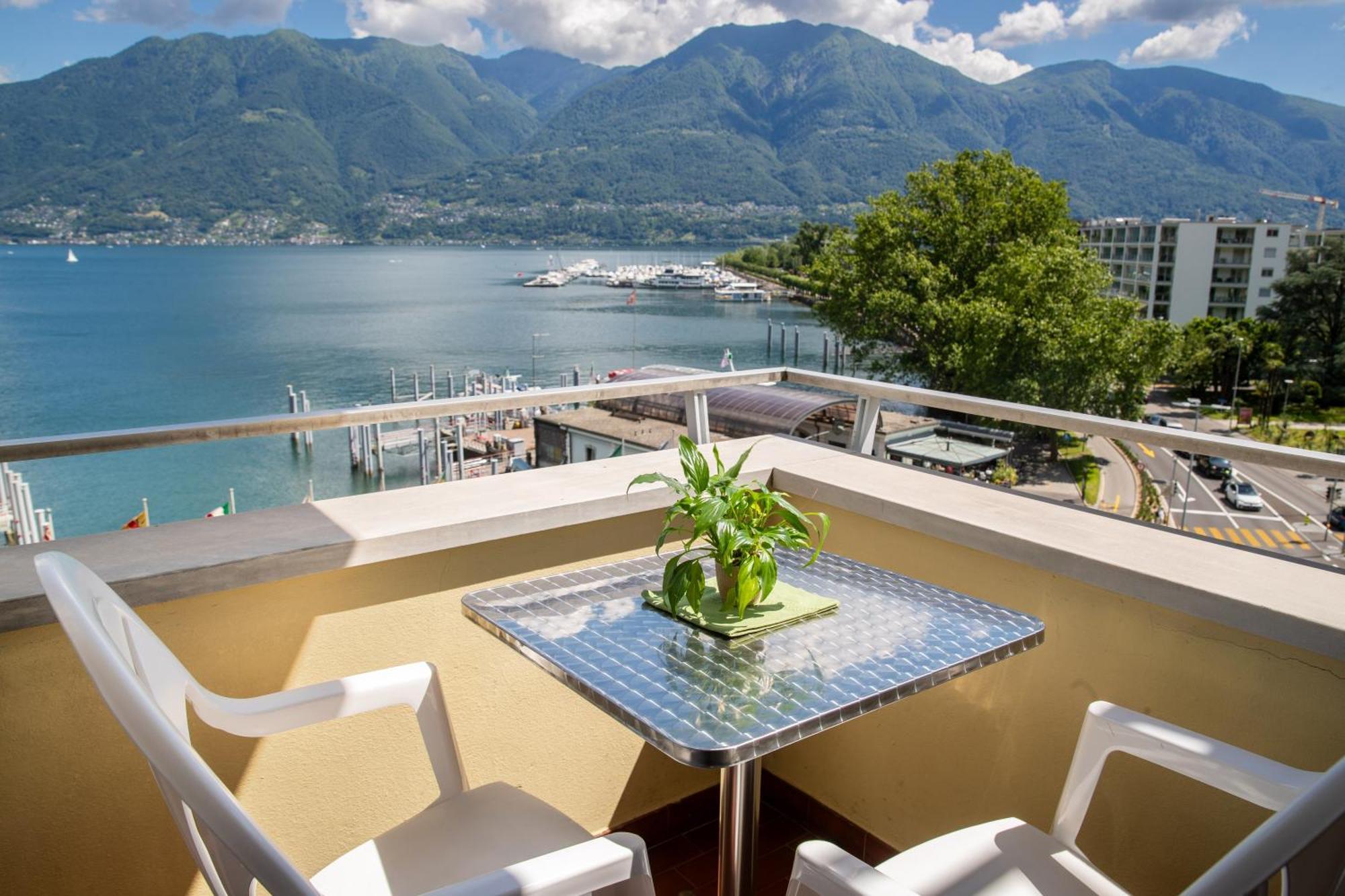 Hotel Rondinella 로카르노 외부 사진
